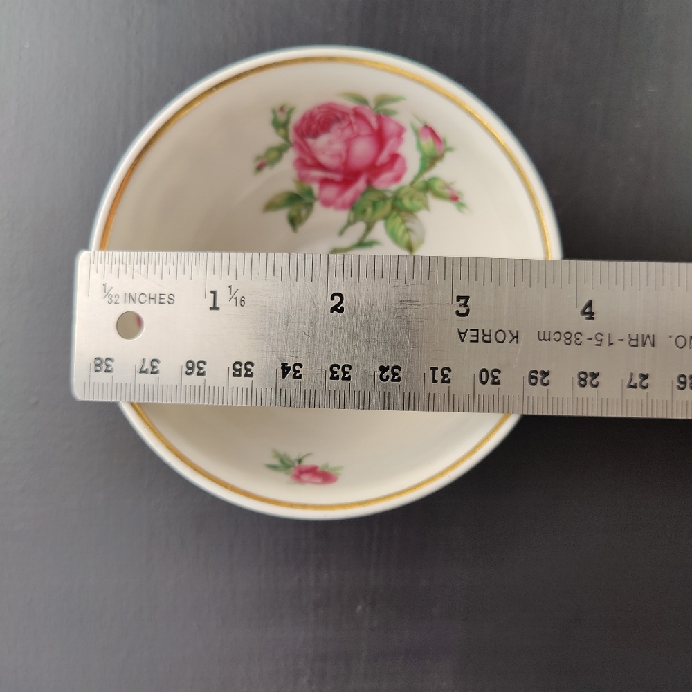 Vintage | Debutante China of Canada | Teacup and Saucer with Gold Trim 🌹🩷 - Picture 5 of 15